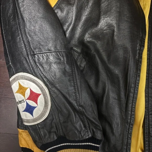 Sold - Picture 2 of 8